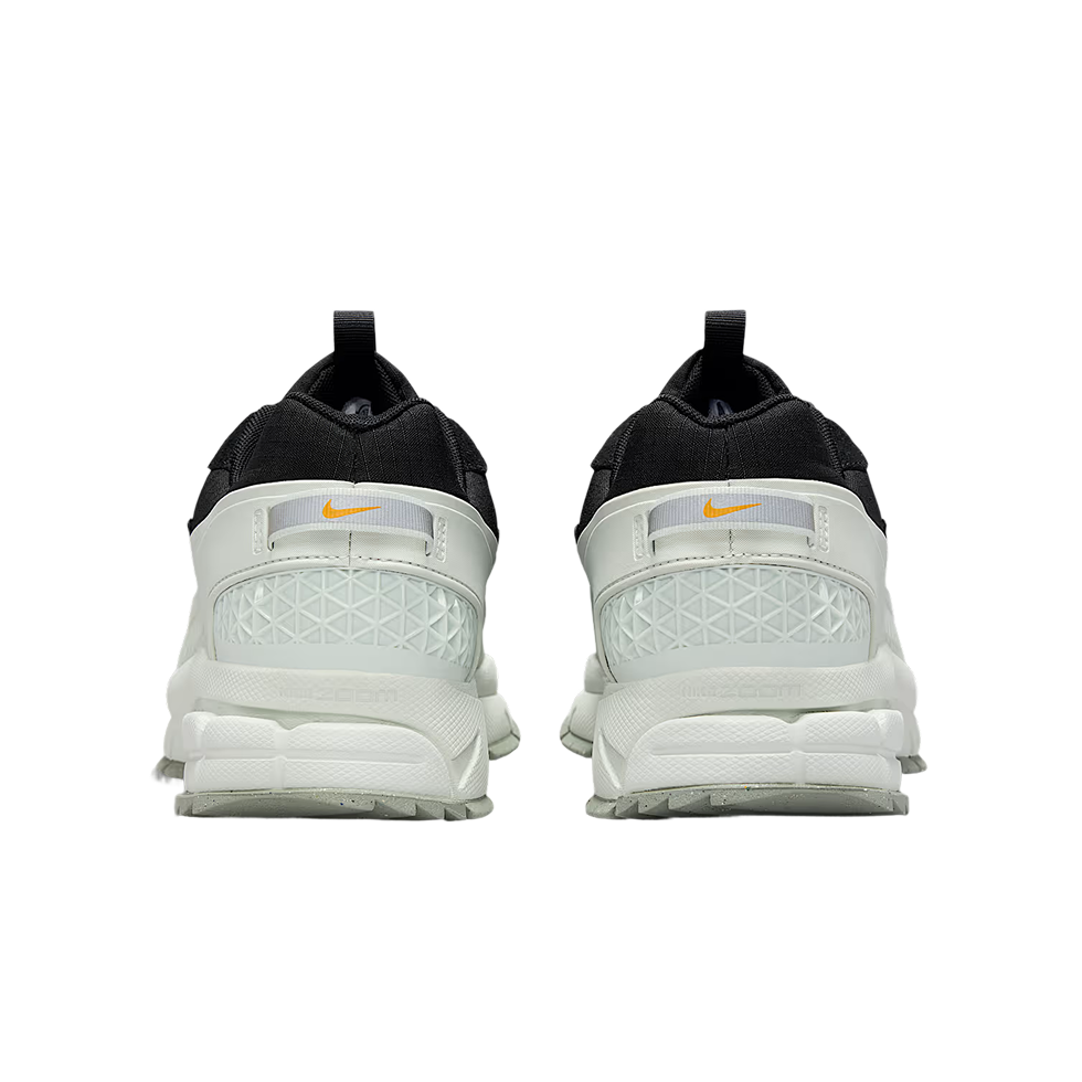 Zoom Vomero Roam